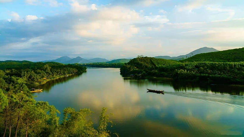 Official Hue: Dragon Boat, Imperial Citadel, & Market tour - Imperial Citadel, Hue: walking where power once showed itself