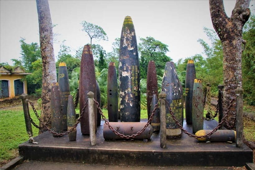 Phong Nha/Dong Hoi: DMZ Tour - Vinh Moc & Khe Sanh Base - Route 9 and Da Krong Bridge: The Ho Chi Minh Trail, Explained by Roads