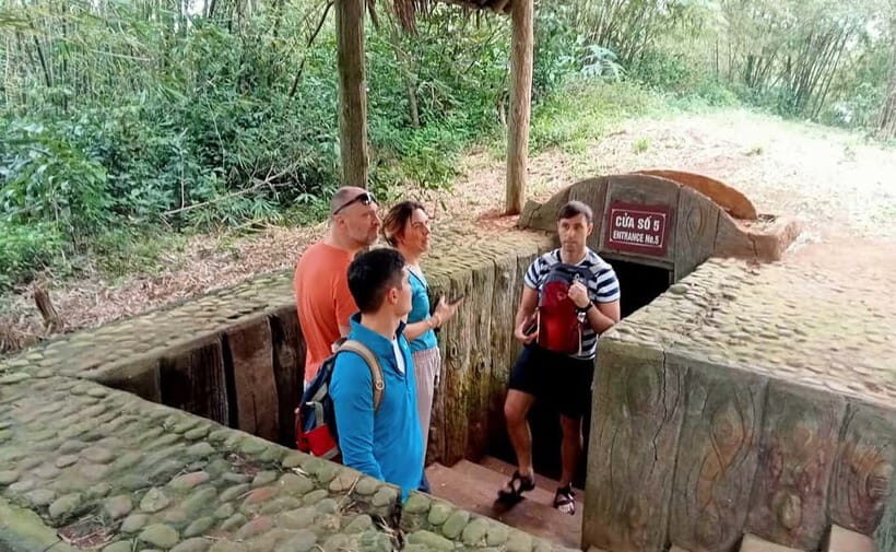 Phong Nha/Dong Hoi: DMZ Tour - Vinh Moc & Khe Sanh Base - La Vang Holy Sanctuary Photo Stop, Then Back to Dong Hoi or Hue