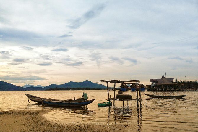 Private Car Sightseeing from Hue to Hoi An - Lap An Lagoon: a short stop with a strong visual payoff