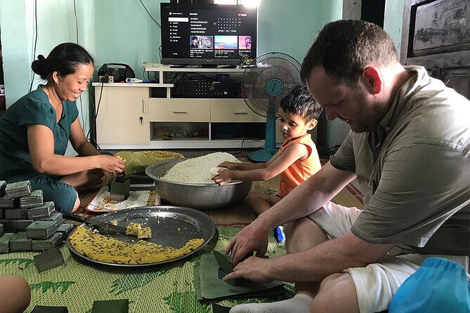 Private Cycling Tour in Rural Hue with Farming Experience - Food and diet: what the home lunch is really about