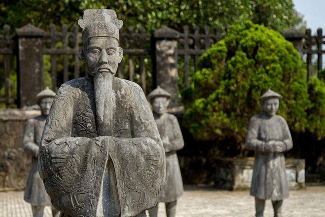 Private Hue City Tour by Car – Customize Your Own Stops - Thien Mu Pagoda: the classic Hue photo stop (and a good reset)
