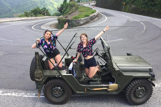 PRIVATE JEEP TOUR: From Hue To Hoi An, Da Nang via Hai Van Pass - Suoi Voi (Elephant Springs): the swim break that changes the day