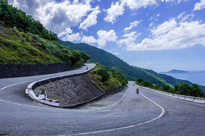Private transfer from Hue to Hoi An with fabulous stops - Marble Mountains: caves, Buddhas, and that extra entrance fee